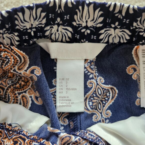 H&M Conscious Printed Shorts - Picture 4 of 4